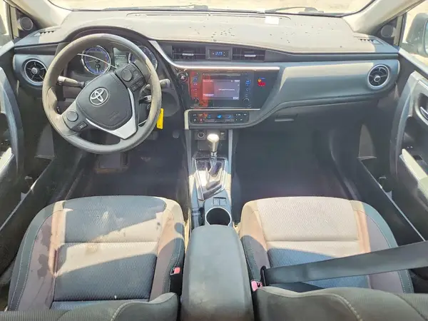5YFBURHE8JP799146 2018 TOYOTA COROLLA - Image 8