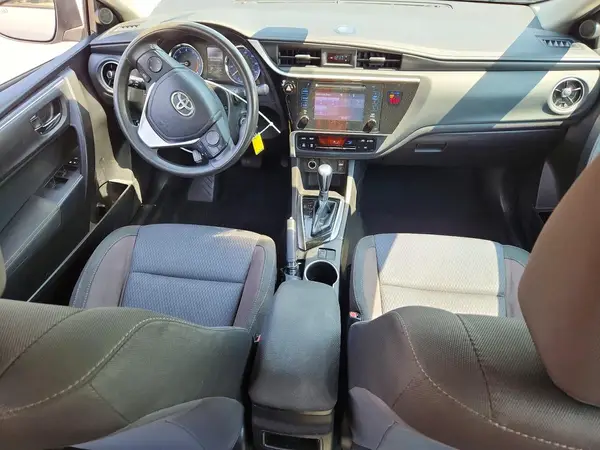 5YFBURHE8JP800974 2018 TOYOTA COROLLA - Image 8