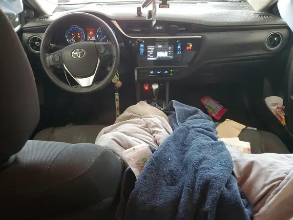 5YFBURHE8JP802210 2018 TOYOTA COROLLA - Image 8