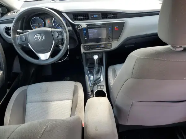 5YFBURHE8JP802482 2018 TOYOTA COROLLA - Image 8