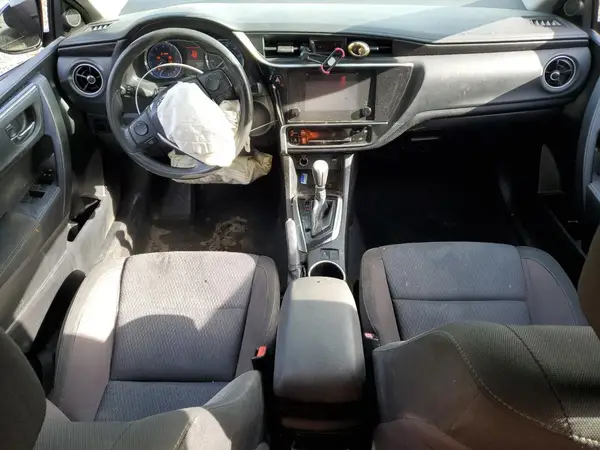 5YFBURHE8JP803325 2018 TOYOTA COROLLA - Image 8