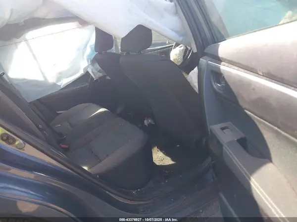 5YFBURHE8JP803826 2018 TOYOTA COROLLA - Image 8