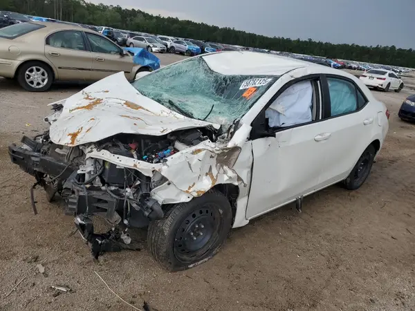 5YFBURHE8JP805172 2018 TOYOTA COROLLA - Image 1