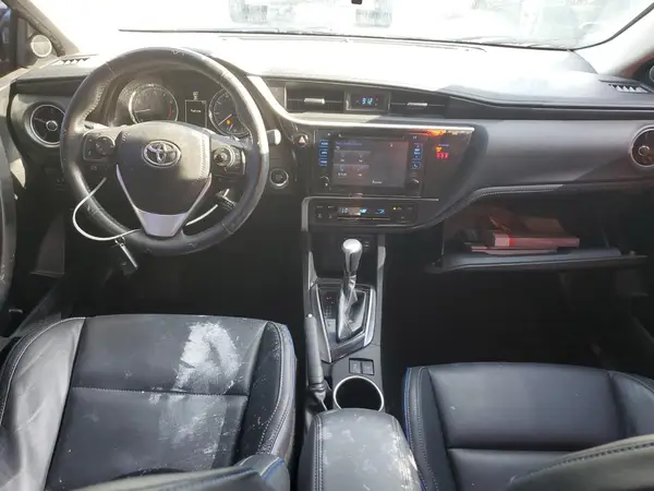 5YFBURHE8JP805799 2018 TOYOTA COROLLA - Image 8