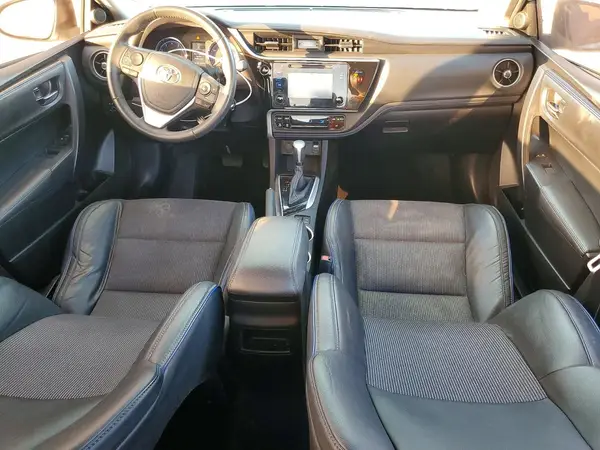 5YFBURHE8JP807150 2018 TOYOTA COROLLA - Image 8