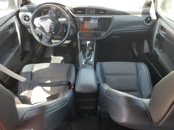 5YFBURHE8JP807178 2018 TOYOTA COROLLA - Image 8