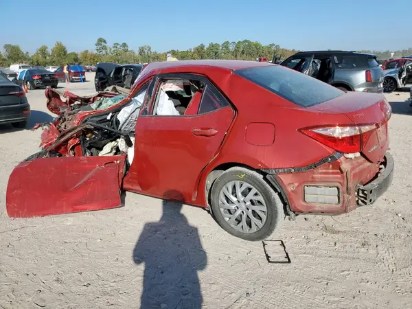 5YFBURHE8JP808959 2018 TOYOTA COROLLA - Image 2