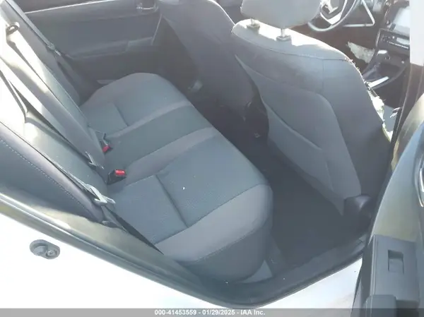 5YFBURHE8JP810436 2018 TOYOTA COROLLA - Image 8
