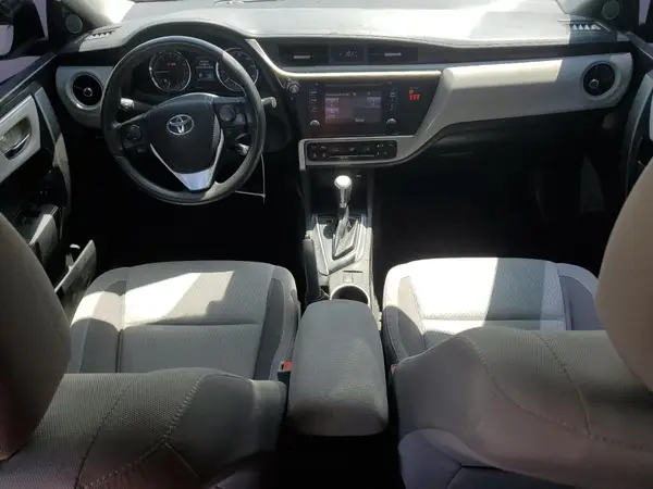 5YFBURHE8JP812395 2018 TOYOTA COROLLA - Image 8