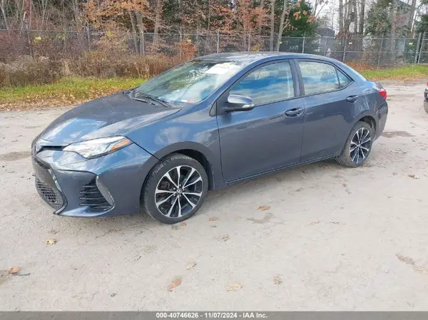 5YFBURHE8JP812638 2018 TOYOTA COROLLA - Image 2