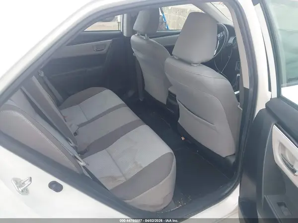 5YFBURHE8JP813515 2018 TOYOTA COROLLA - Image 8