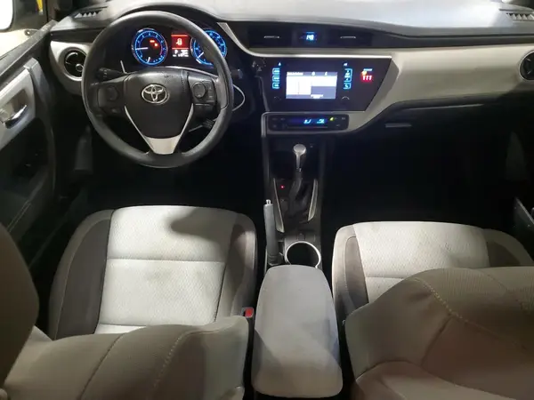 5YFBURHE8JP817659 2018 TOYOTA COROLLA - Image 8
