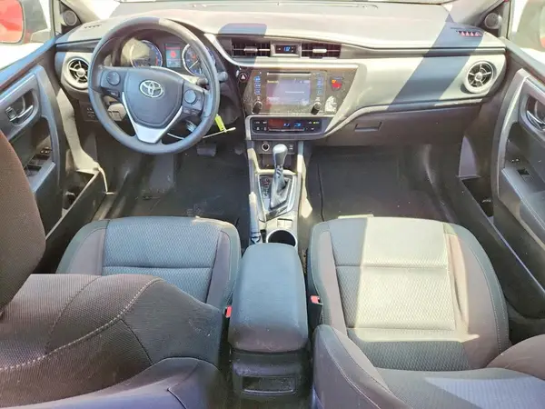 5YFBURHE8JP818729 2018 TOYOTA COROLLA - Image 8
