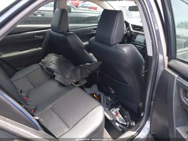 5YFBURHE8JP821159 2018 TOYOTA COROLLA - Image 8