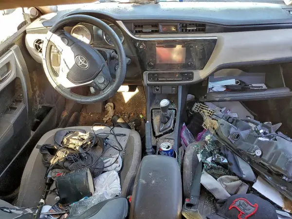 5YFBURHE8JP821842 2018 TOYOTA COROLLA - Image 8