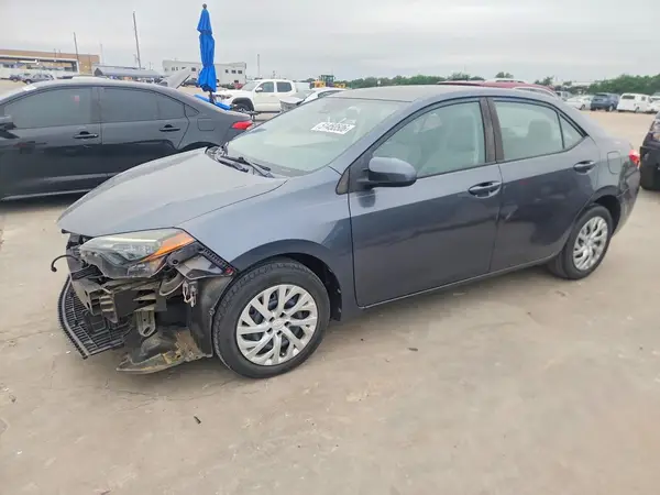 5YFBURHE8JP821968 2018 TOYOTA COROLLA - Image 1