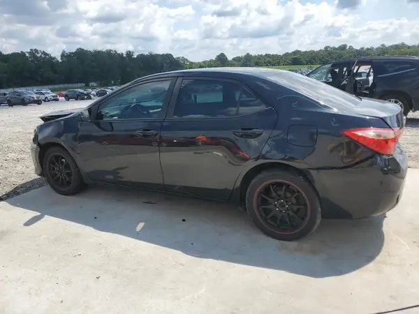 5YFBURHE8JP822800 2018 TOYOTA COROLLA - Image 2