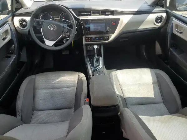 5YFBURHE8JP822800 2018 TOYOTA COROLLA - Image 8