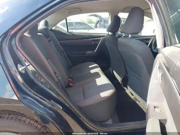 5YFBURHE8JP824336 2018 TOYOTA COROLLA - Image 8