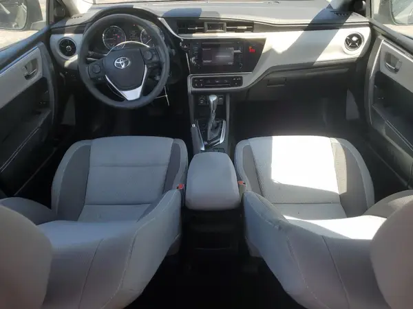5YFBURHE8JP826717 2018 TOYOTA COROLLA - Image 8