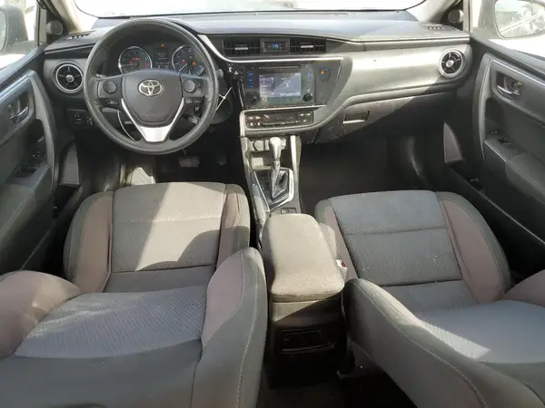 5YFBURHE8JP829391 2018 TOYOTA COROLLA - Image 8