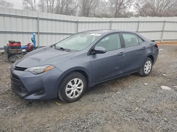 5YFBURHE8JP829407 2018 TOYOTA COROLLA - Image 1