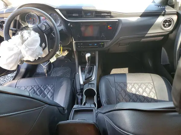 5YFBURHE8JP830167 2018 TOYOTA COROLLA - Image 8
