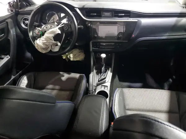 5YFBURHE8JP831447 2018 TOYOTA COROLLA - Image 8