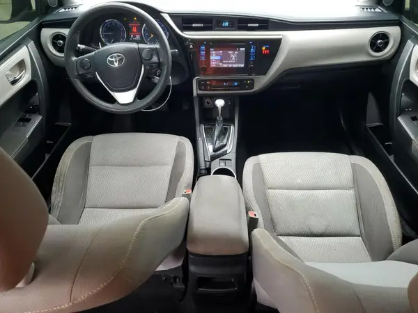 5YFBURHE8JP833764 2018 TOYOTA COROLLA - Image 8