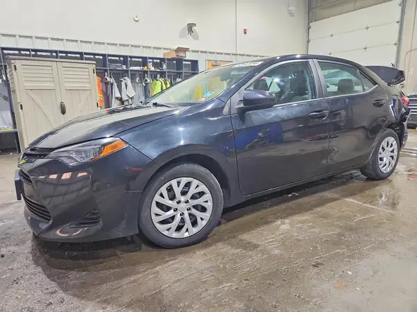 5YFBURHE8JP835448 2018 TOYOTA COROLLA - Image 1