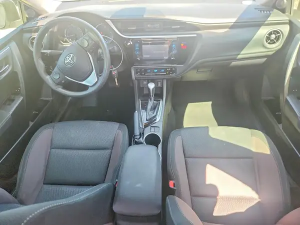 5YFBURHE8JP841170 2018 TOYOTA COROLLA - Image 8