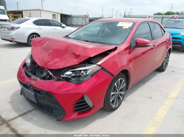 5YFBURHE8JP841461 2018 TOYOTA COROLLA - Image 2