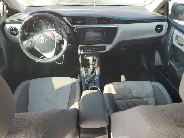 5YFBURHE8JP842710 2018 TOYOTA COROLLA - Image 8