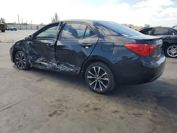 5YFBURHE8JP844442 2018 TOYOTA COROLLA - Image 2