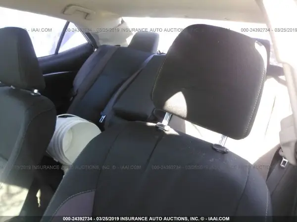 5YFBURHE8JP845137 2018 TOYOTA COROLLA - Image 8