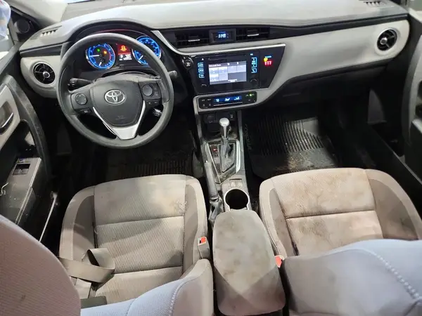 5YFBURHE8JP849561 2018 TOYOTA COROLLA - Image 8