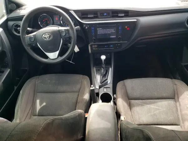 5YFBURHE8JP850953 2018 TOYOTA COROLLA - Image 8