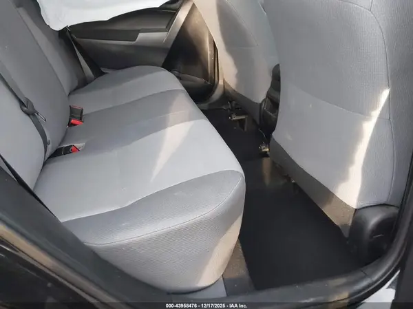 5YFBURHE8JP851391 2018 TOYOTA COROLLA - Image 8