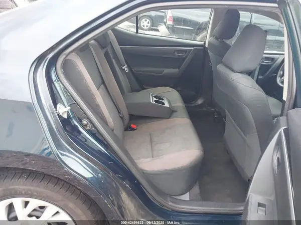 5YFBURHE8JP851438 2018 TOYOTA COROLLA - Image 8