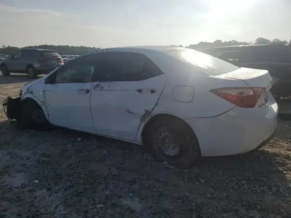 5YFBURHE8JP851875 2018 TOYOTA COROLLA - Image 2