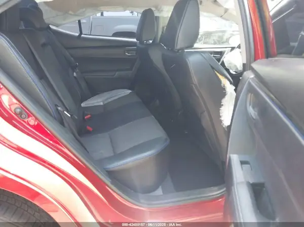 5YFBURHE8JP851939 2018 TOYOTA COROLLA - Image 8