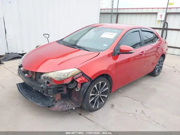 5YFBURHE8JP853481 2018 TOYOTA COROLLA - Image 2