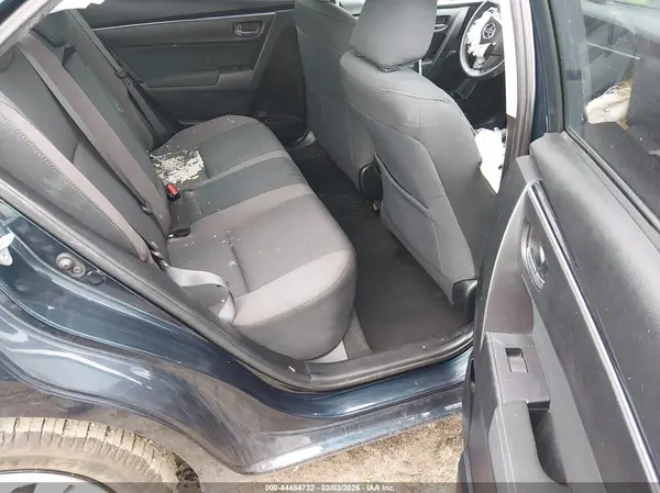 5YFBURHE8JP853626 2018 TOYOTA COROLLA - Image 8