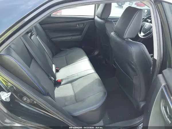 5YFBURHE8JP854470 2018 TOYOTA COROLLA - Image 8