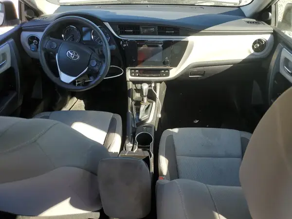 5YFBURHE8KP859279 2019 TOYOTA COROLLA - Image 8