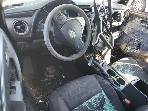 5YFBURHE8KP863154 2019 TOYOTA COROLLA - Image 8