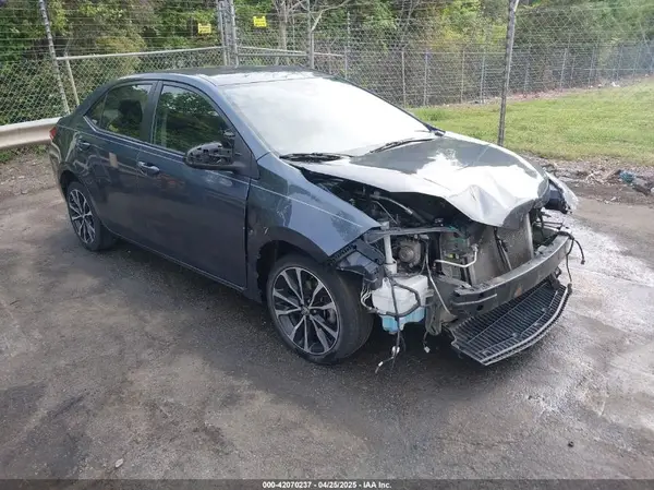 5YFBURHE8KP864529 2019 TOYOTA COROLLA - Image 1