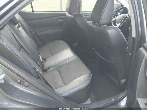 5YFBURHE8KP864529 2019 TOYOTA COROLLA - Image 8