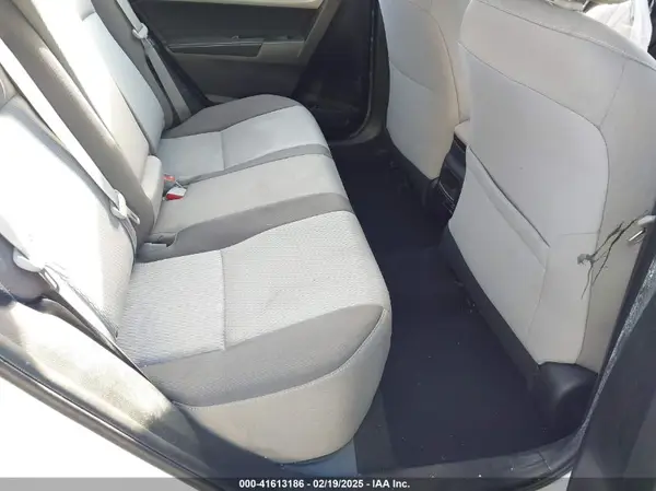 5YFBURHE8KP866717 2019 TOYOTA COROLLA - Image 8