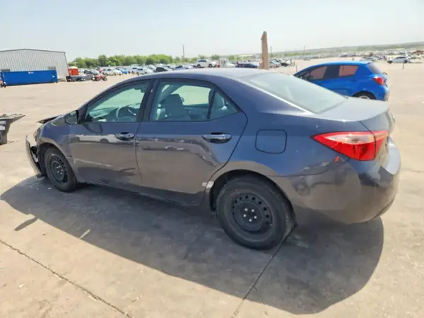 5YFBURHE8KP867320 2019 TOYOTA COROLLA - Image 2